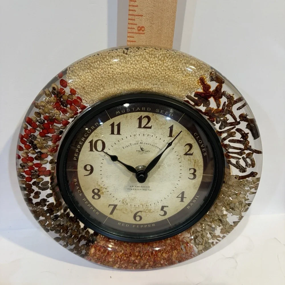 VTG MCM Resin Spice Wall Clock Lucite Retro Kitchen Decor